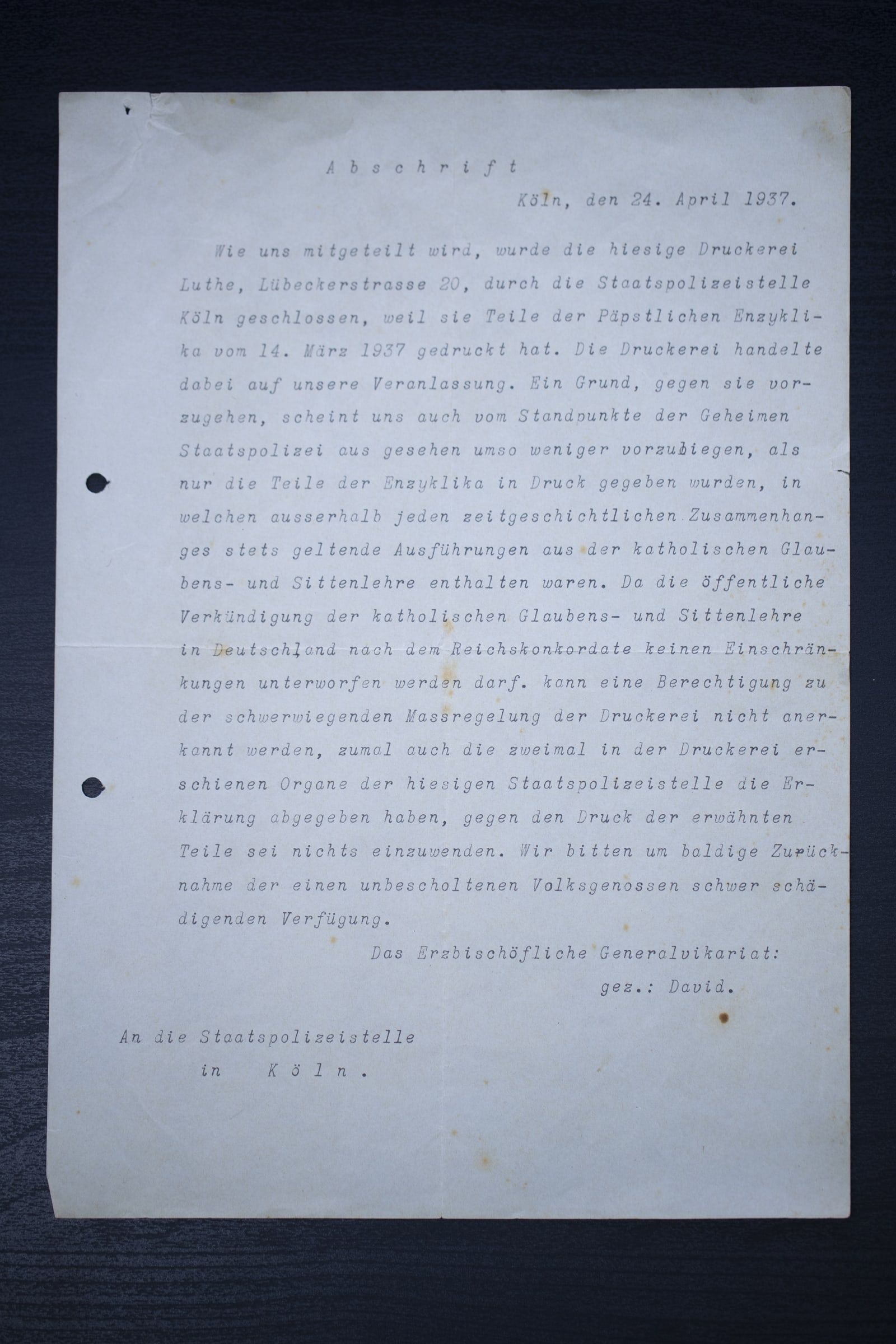 Maschinengeschriebene Abschrift eines Schreibens des Erzbischöflichen Generalvikariats Köln an die Staatspolizeistelle Köln vom 24. April 1937